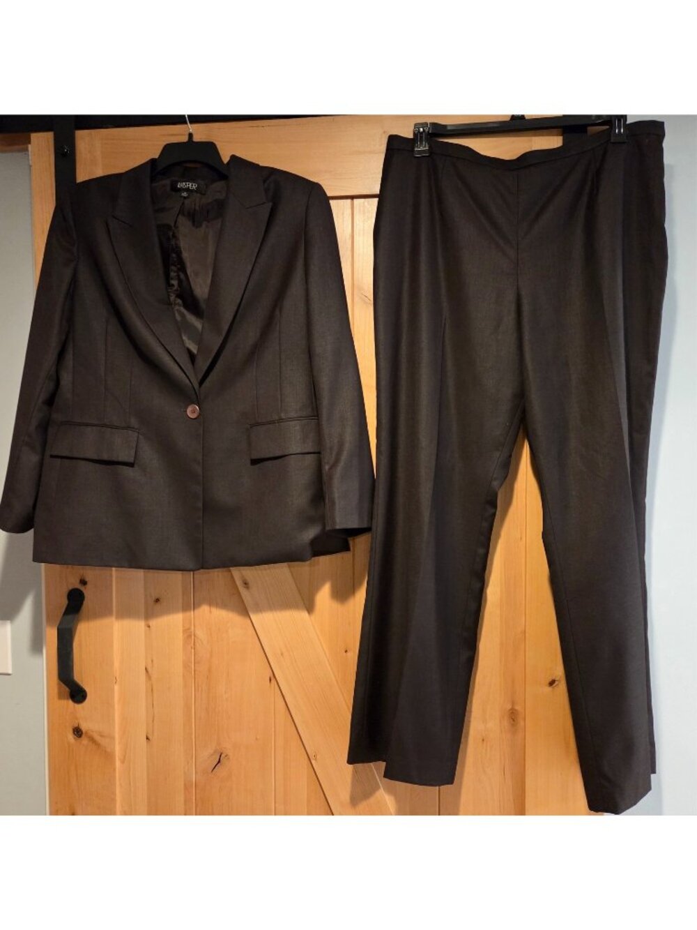 Kasper 2PC Pants Suit Women’s 18 Brown Blazer Button Long Sleeves Church Career